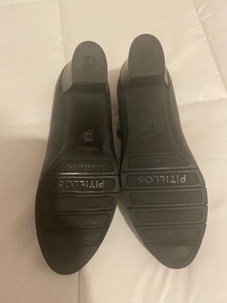 Zapato Pitillos piel y charol nº 36 nuevos