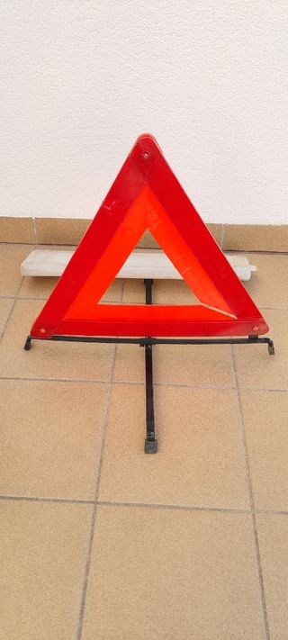 Triángulo de Señalización Solo 4€
