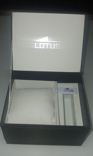 Caja vacía Lotus 