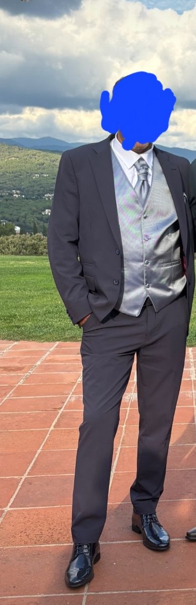 Traje de padre de novia.