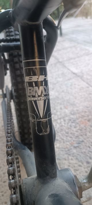 Bicicleta BH BMX superseries.