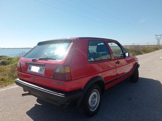 VOLKSWAGEN GOLF 1987