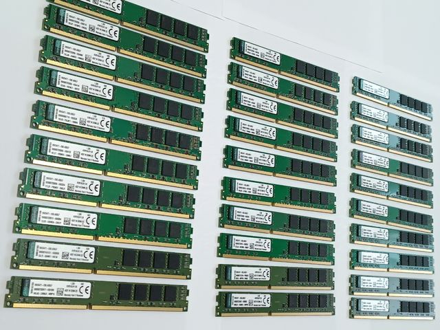 Lote 30x8Gb DDR3 Kingston 1600Mhz