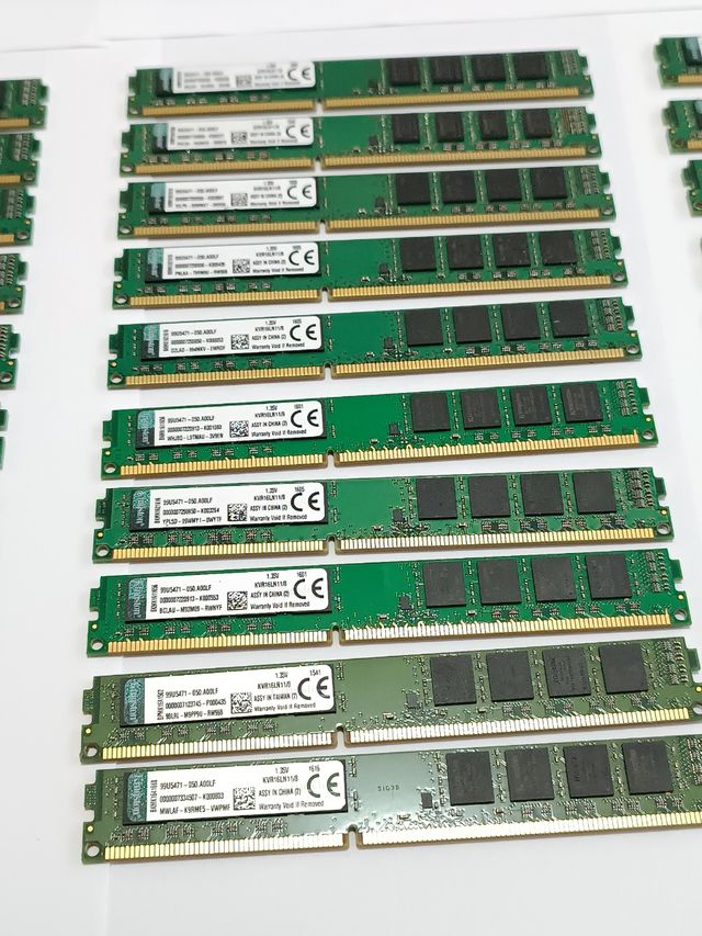 Lote 30x8Gb DDR3 Kingston 1600Mhz