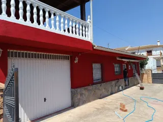 Pintores profesionales ! Reformas!