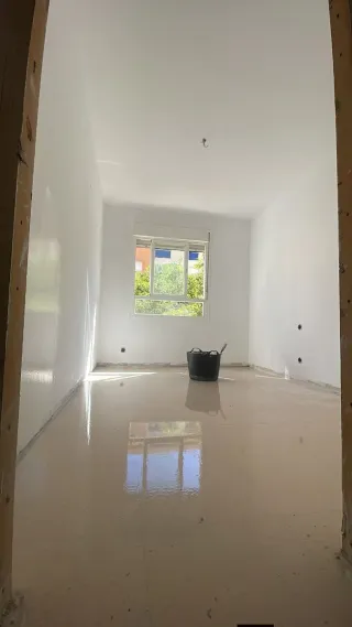 Pintores profesionales ! Reformas!