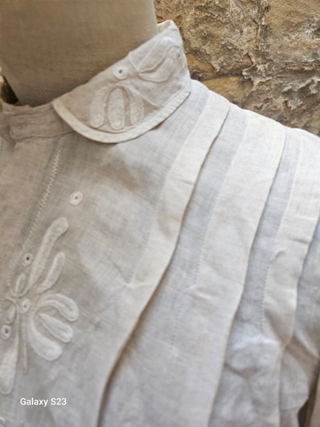 Traje de mujer  principio siglo XX