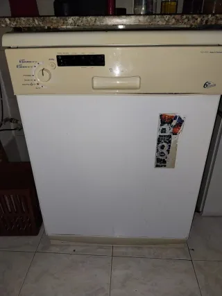 lavastoviglie da esterno mobile Whirlpool