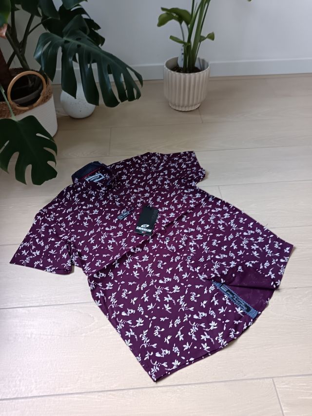 Camicia, taglia S, NUOVA