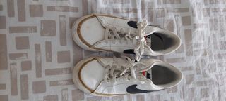 Zapatillas piel.blancas nike 