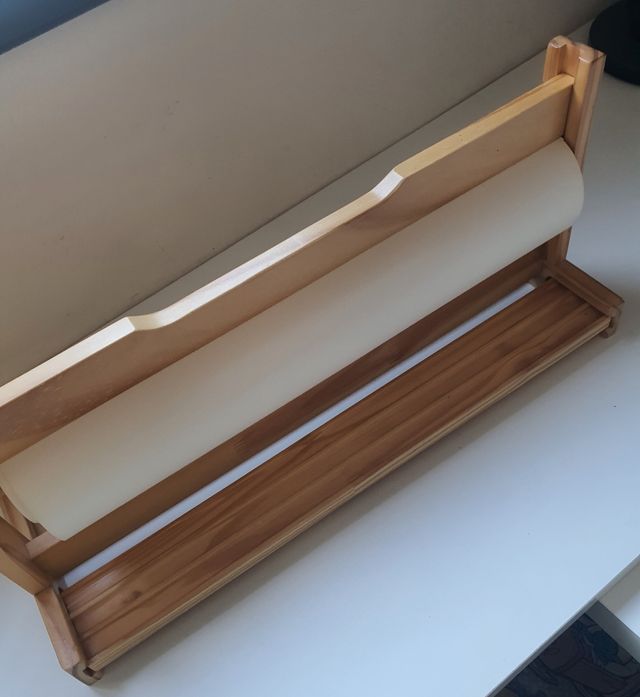 Portarrollos con almacenaje MALA