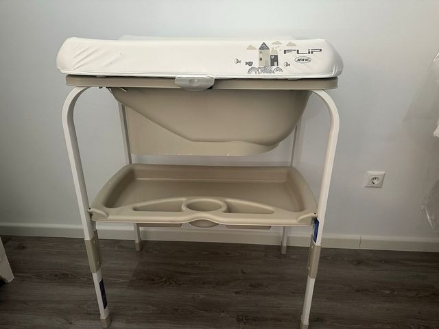 Bañera cambiador flip