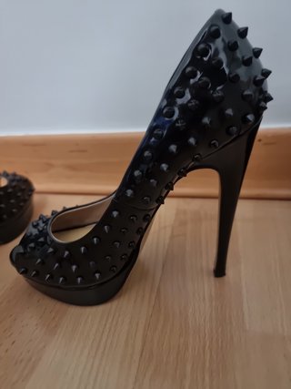 Zapatos negros de tacón pep toes ALDO