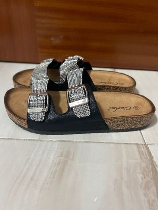 zapatos/ sandalias 