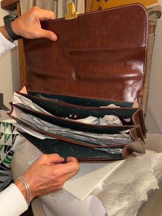 MALETIN PIEL SIN ESTRENAR