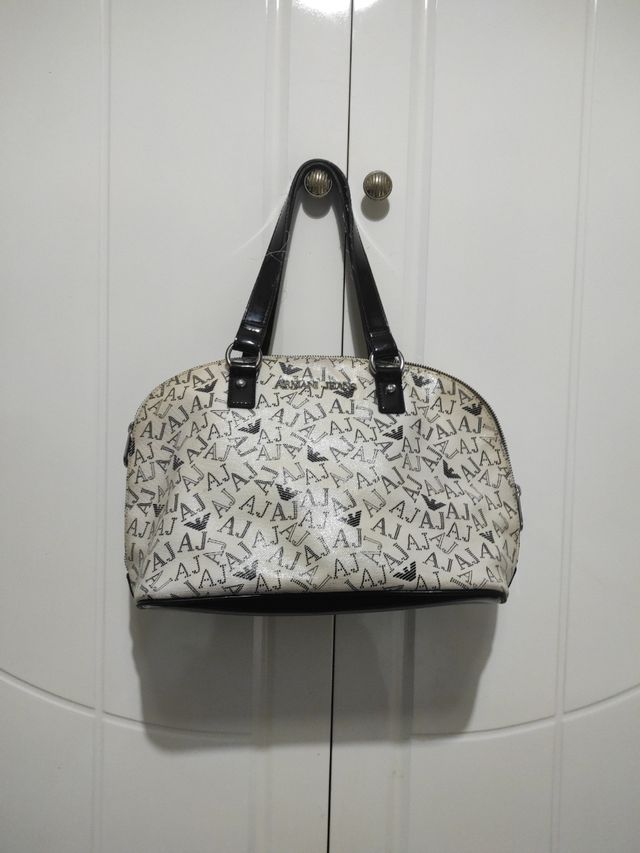 Borsa Armani