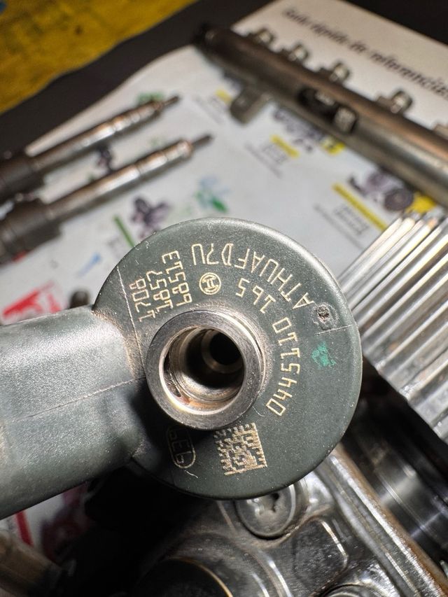 INYECTOR CON REFERENCIA 0445110165