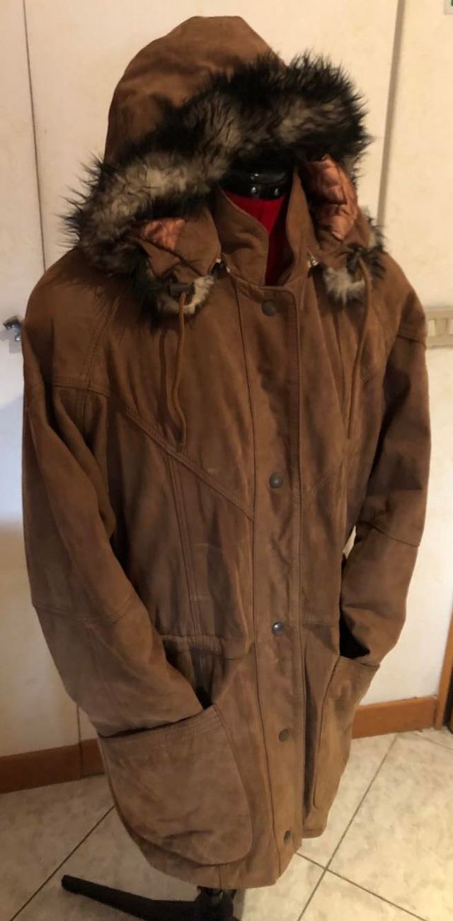 CAPPOTTO SCAMOSCIATO IN PELLE