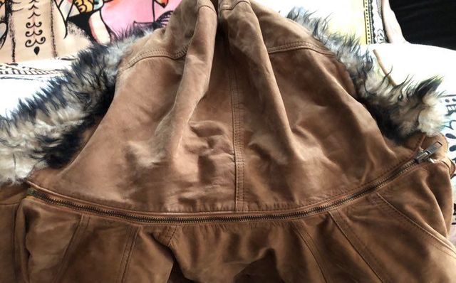 CAPPOTTO SCAMOSCIATO IN PELLE