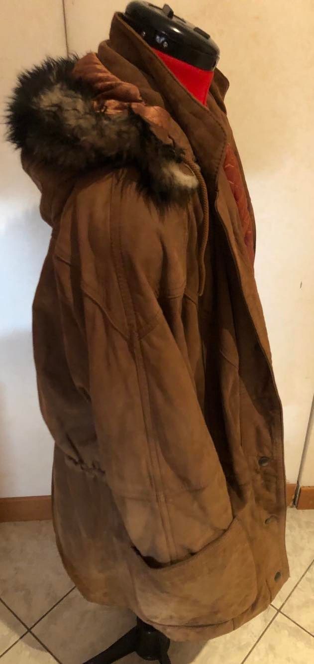 CAPPOTTO SCAMOSCIATO IN PELLE