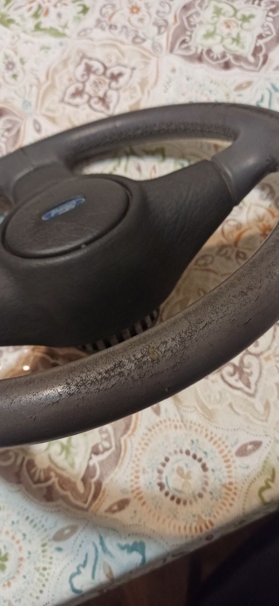 Volante Ford Fiesta RS Turbo