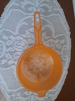 2 scolapasta in plastica vendibili singolarmente