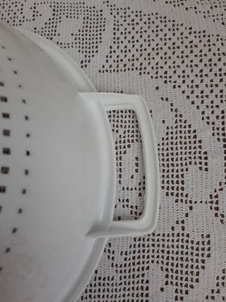 2 scolapasta in plastica vendibili singolarmente