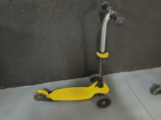 Patín decathlon amarillo