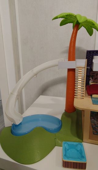 Casa de muñecas totalmente equipada