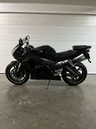 Vendo Yamaha R6 2006