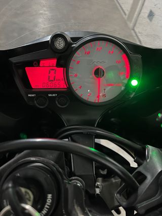 Vendo Yamaha R6 2006