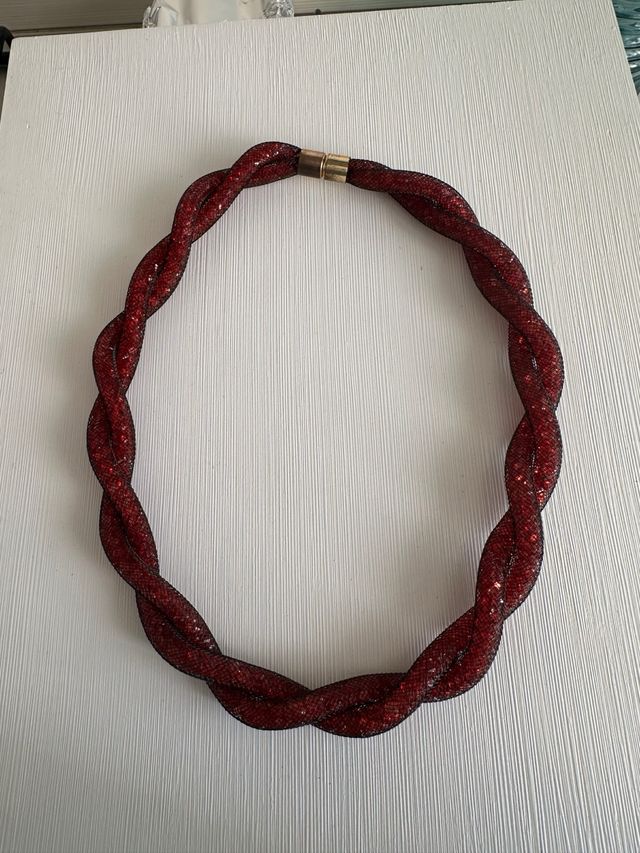 Collana bordeaux