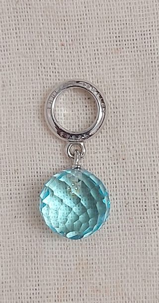 Colgante charm Endless Azul Cielo