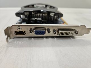 Tarjeta gráfica Gigabyte NVIDIA GT440 1gb