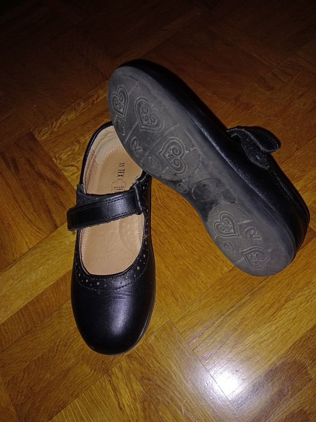 Merceditas negras talla 33
