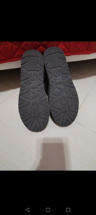 Stivaletti modello ugg Levi's