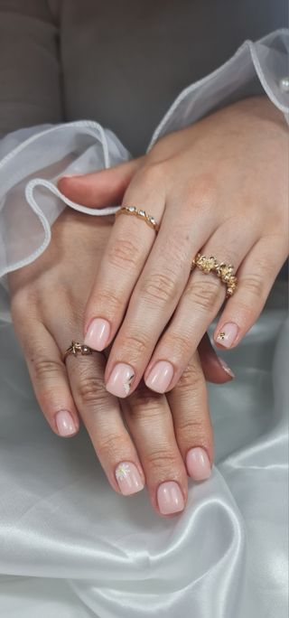 Uñas acrílicas, gel, acrygel, manicura, pedicura..