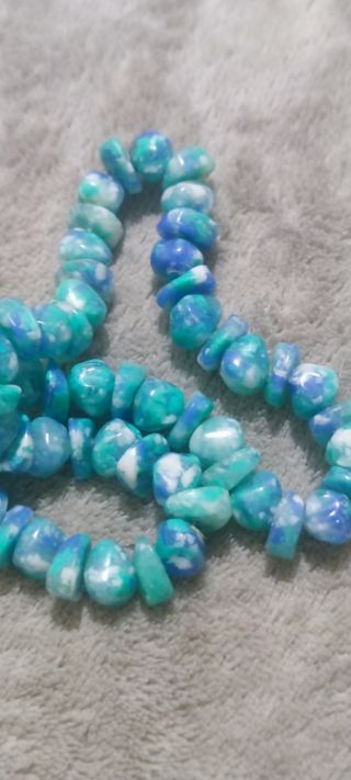 Collar de piedras raras