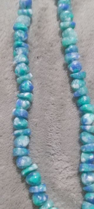 Collar de piedras raras