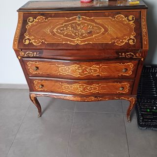 Mueble antiguo