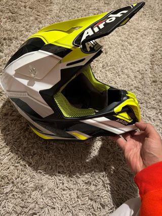 Casco Airoh Twist 2.0 Shaken Amarillo Brillo