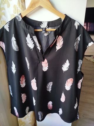 Camiseta Shein talla XL 