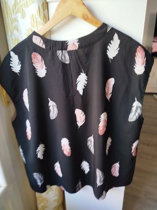 Camiseta Shein talla XL 