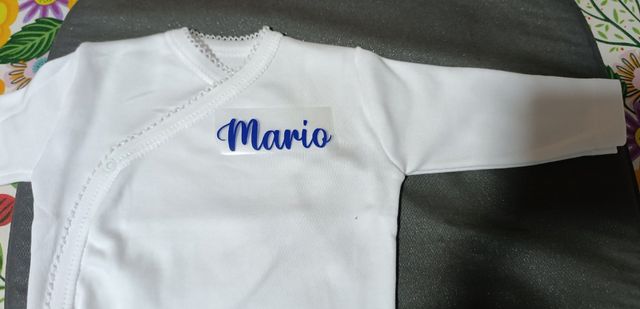 Body bebé con Nombre en vinilo