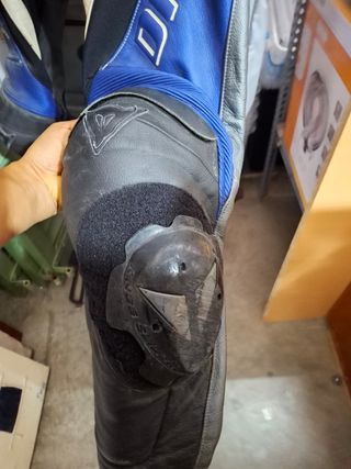 Mono entero de moto dainese