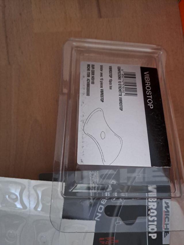 Vibrostop parches válvula rueda carbono