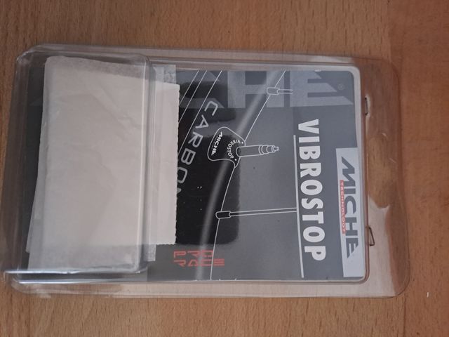 Vibrostop parches válvula rueda carbono