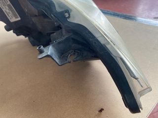 Optica peugeot izquierdo 107