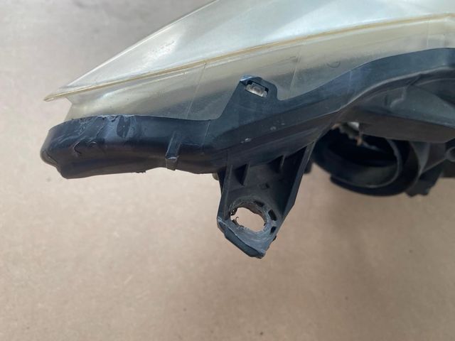 Optica peugeot izquierdo 107