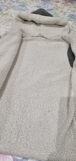 Bata de estar por casa, forrado de borreguito